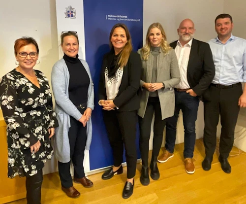 Bjarkey Olsen Gunnarsdóttir, Svandís Ingimundardóttir, Ingibjörg Ólöf Isaksen formaður, Berglind Ósk Guðmundsdóttir, Gísli Rafn Ólafsson og Ásmundur Einar Daðason, mennta- og barnamálaráðherra